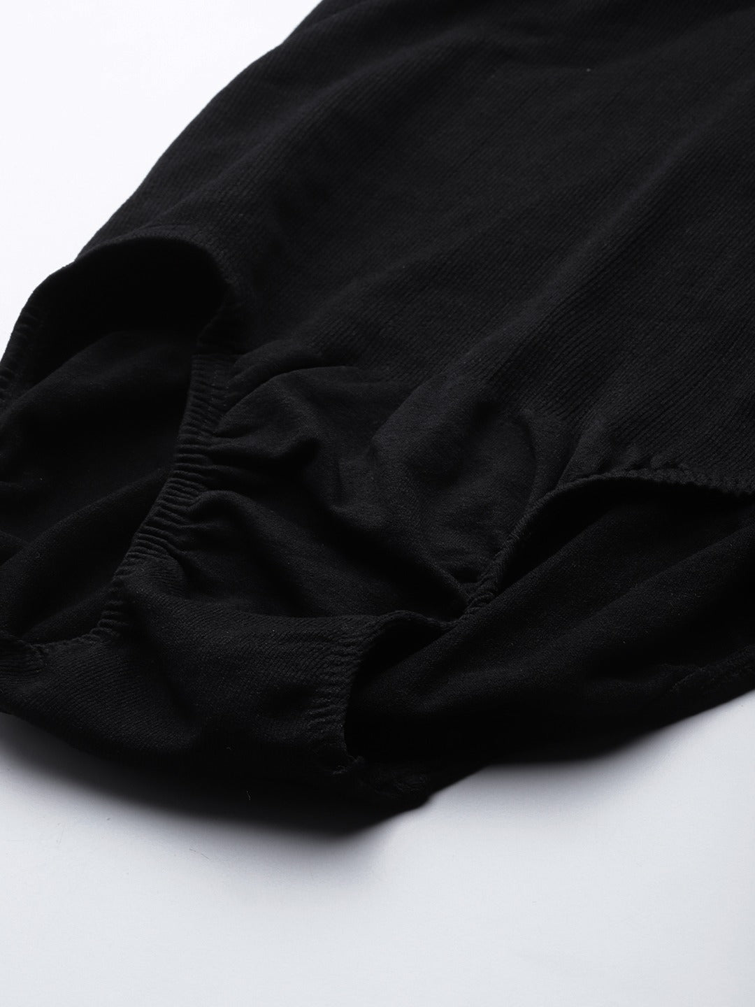 BNWT Maidenform Seamless Smoothing Bodysuit/ Shapewear, Black