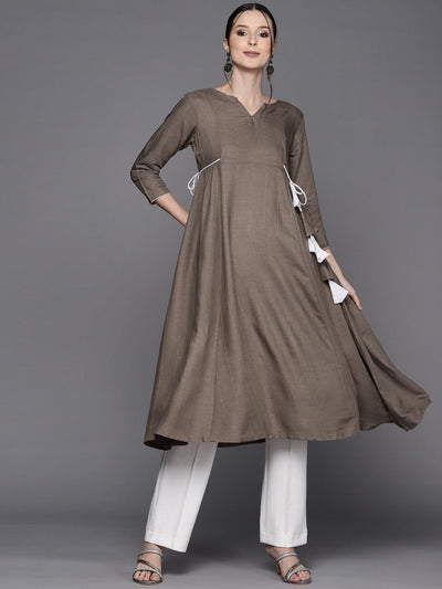 Women Brown Solid Angrakha Kurta - Inddus.in
